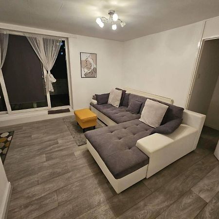 Stunning 1-Bed Apartment In Londra Dış mekan fotoğraf