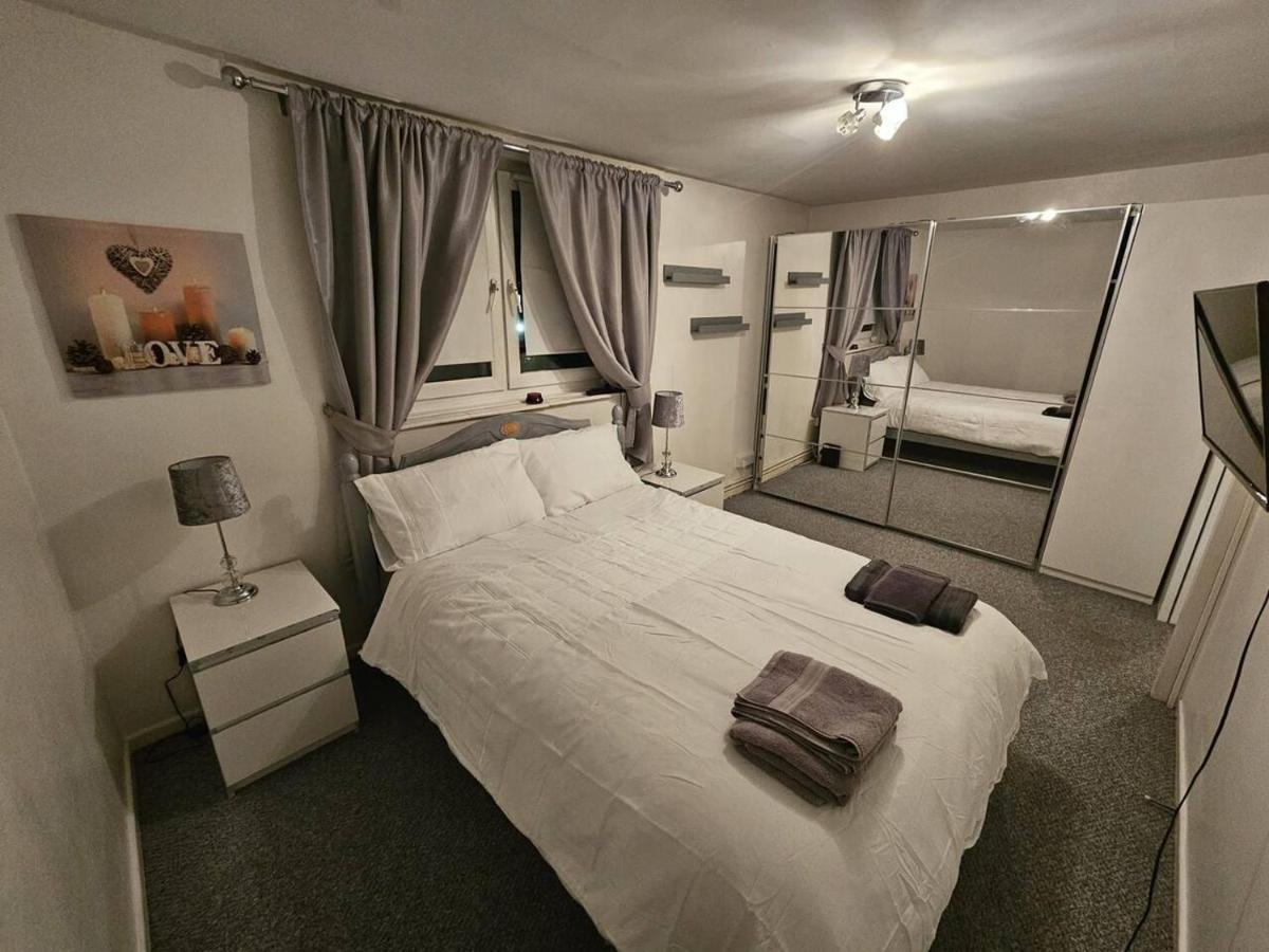 Stunning 1-Bed Apartment In Londra Dış mekan fotoğraf